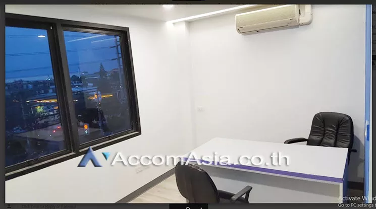 5  Office Space For Rent in petchkasem ,Bangkok BTS Bang Wa AA17032